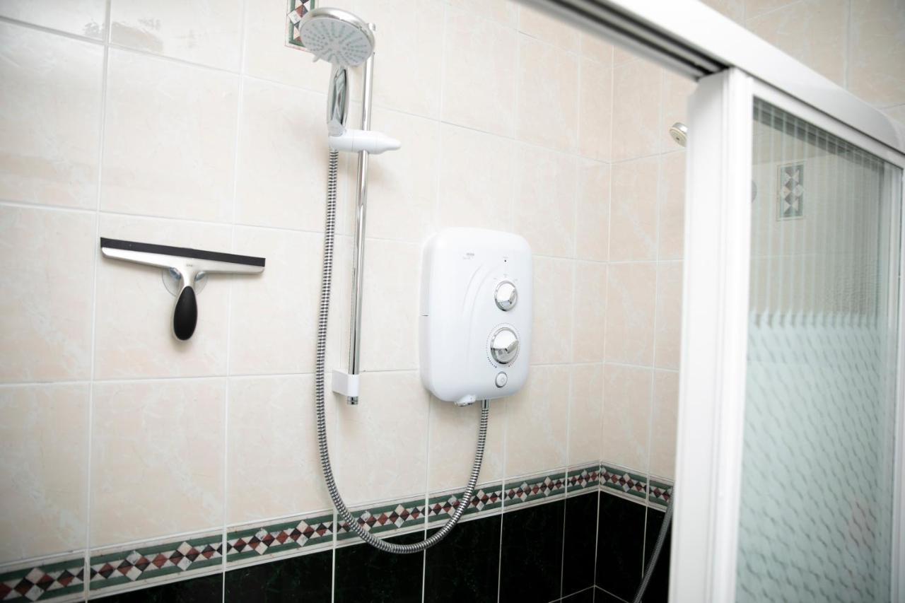 3 Bed Renovated Cottage Carramore Lake, Belmullet Ballina  Bagian luar foto
